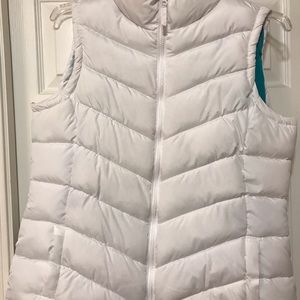 Faded Glory Puff zipper front Vest. Size XL